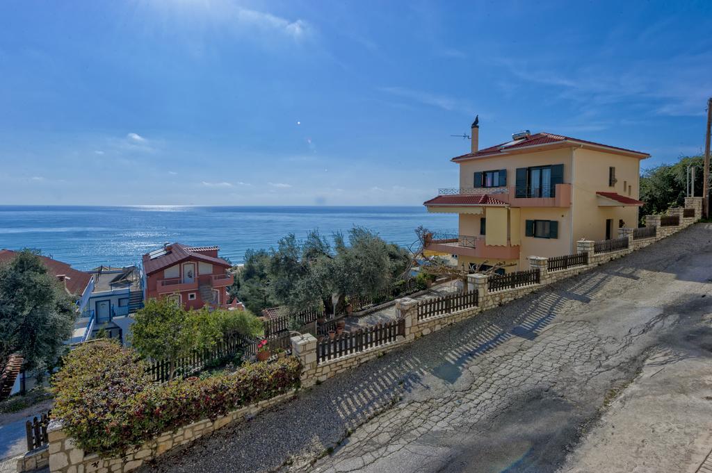 Villa Giovanni Паралия-Враху Экстерьер фото