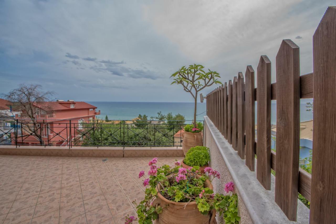 Villa Giovanni Паралия-Враху Экстерьер фото